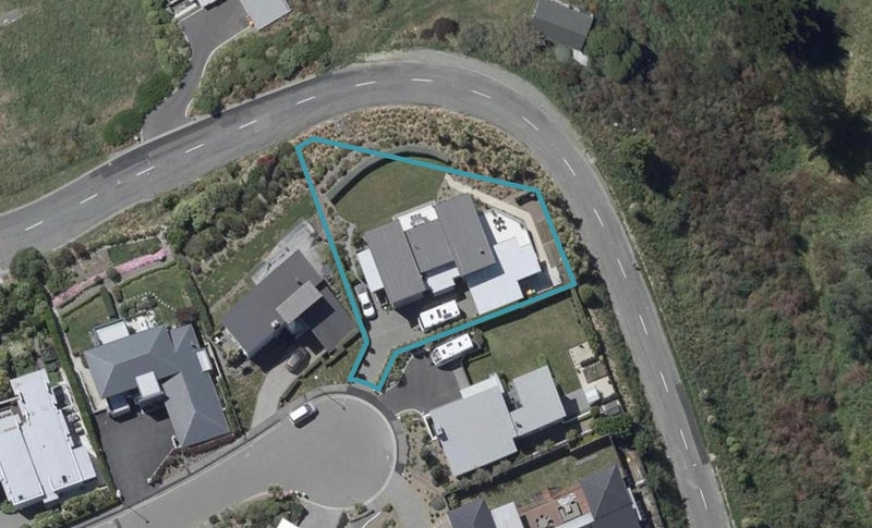 7 Peregrine Close, Mount Pleasant, Christchurch - Carousel 1