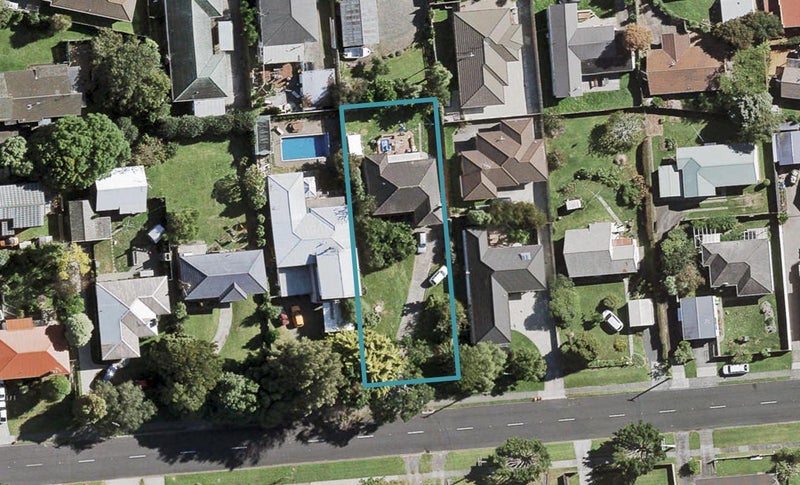 11 Clark Road, Pahurehure, Papakura - Carousel 1