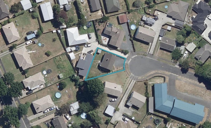 7 Hume Place, Fairfield, Hamilton - Carousel 1