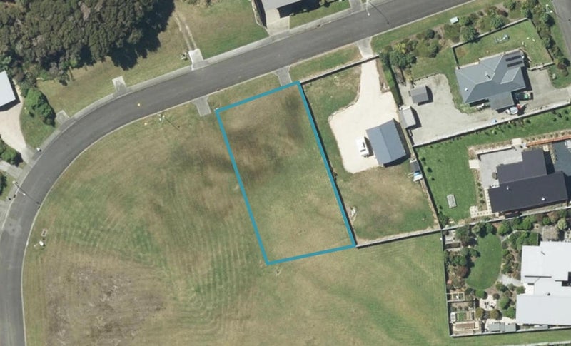 21 Ruataniwha Drive, Collingwood - Carousel 1