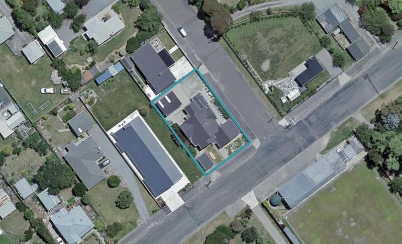 99 Regent Street, Martinborough - Carousel 1