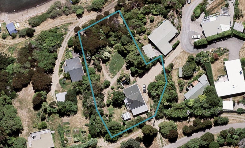 12A Bellbird Lane, Takamatua, Akaroa - Carousel 1