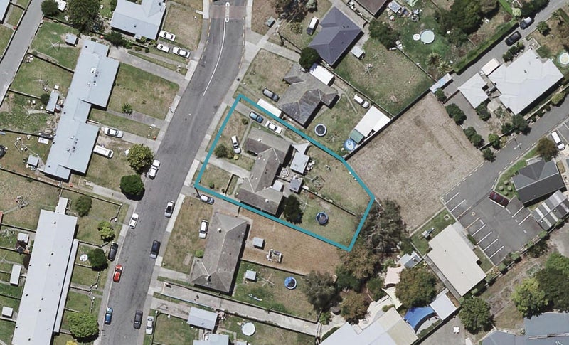 400 Lowe Street, Camberley, Hastings - Carousel 1