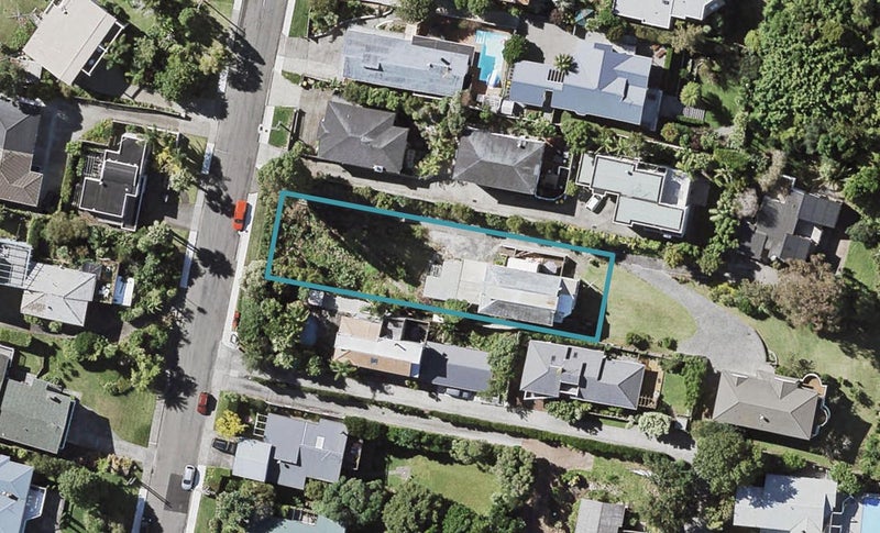 66 Parr Terrace, Castor Bay, Auckland - Carousel 1