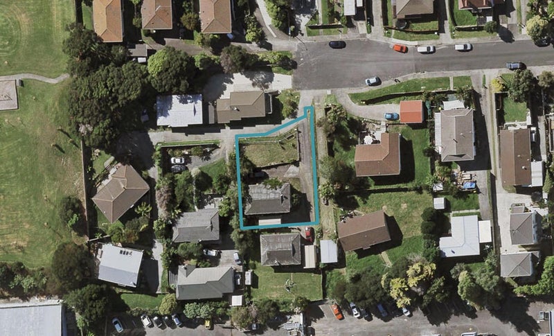 30A Lambrown Drive, Tōtara Vale, Auckland - Carousel 1
