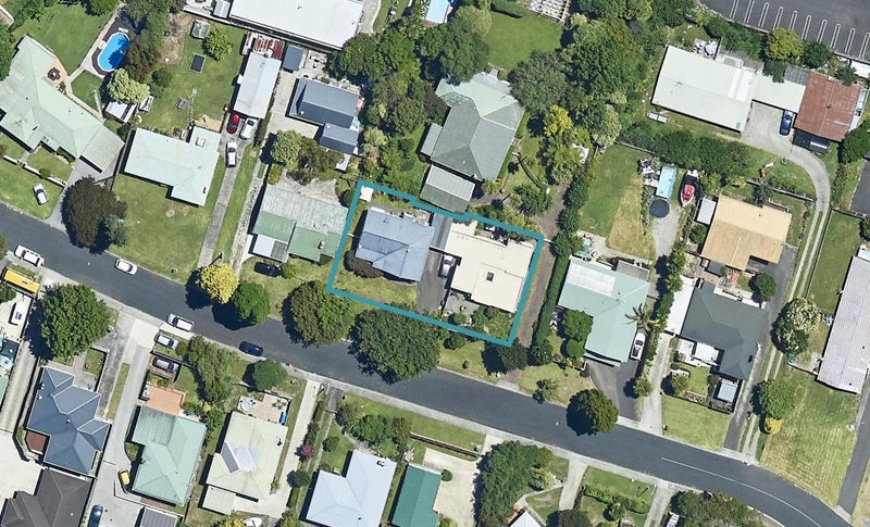33B Robins Road, Judea, Tauranga - Carousel 1