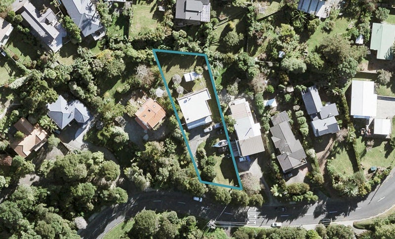 11 Cochrane Avenue, Arkles Bay, Whangaparaoa - Carousel 1