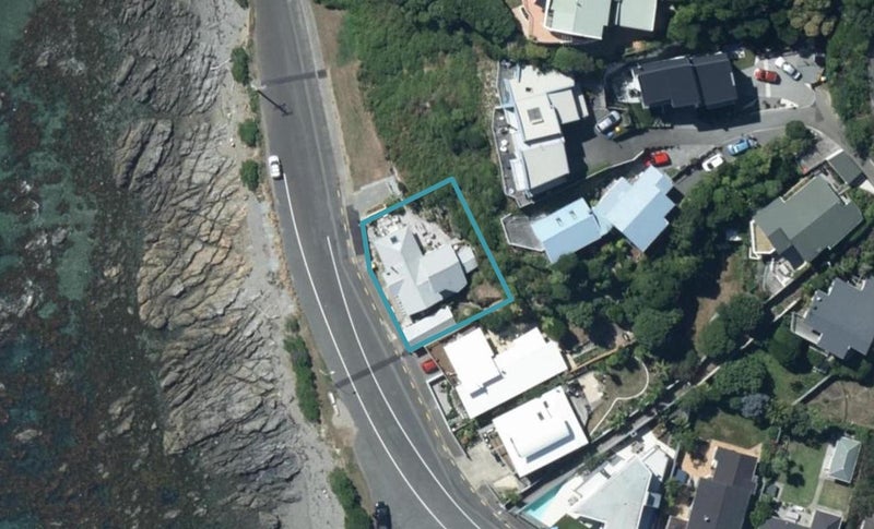 65 Moana Road, Plimmerton, Porirua - Carousel 1