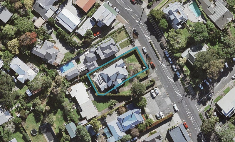 120 Hinemoa Street, Birkenhead, Auckland - Carousel 1