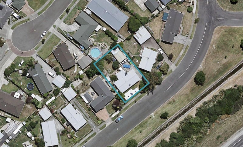 6 Spriggs Crescent, Greenmeadows, Napier - Carousel 1