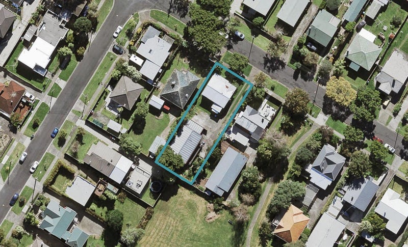 34A Haverstock Road, Sandringham, Auckland - Carousel 1