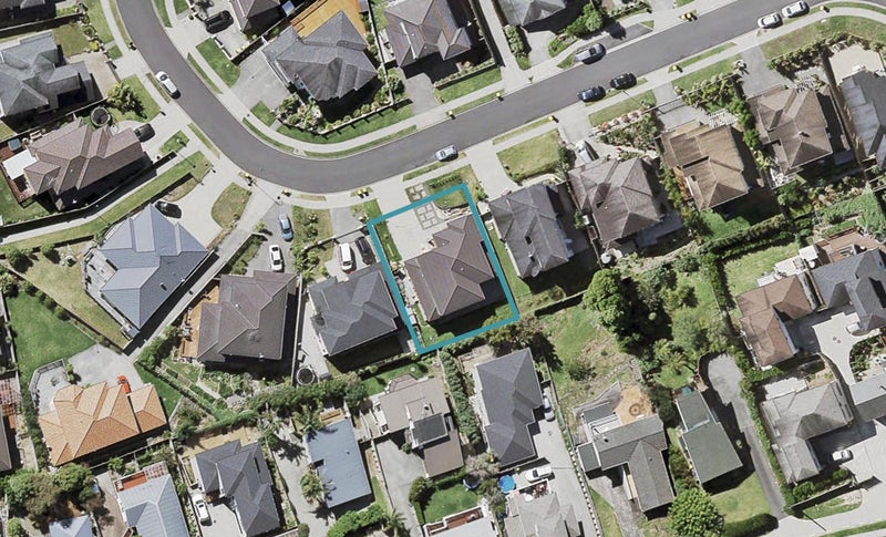 25 Mulroy Place, Pinehill, Auckland - Carousel 1