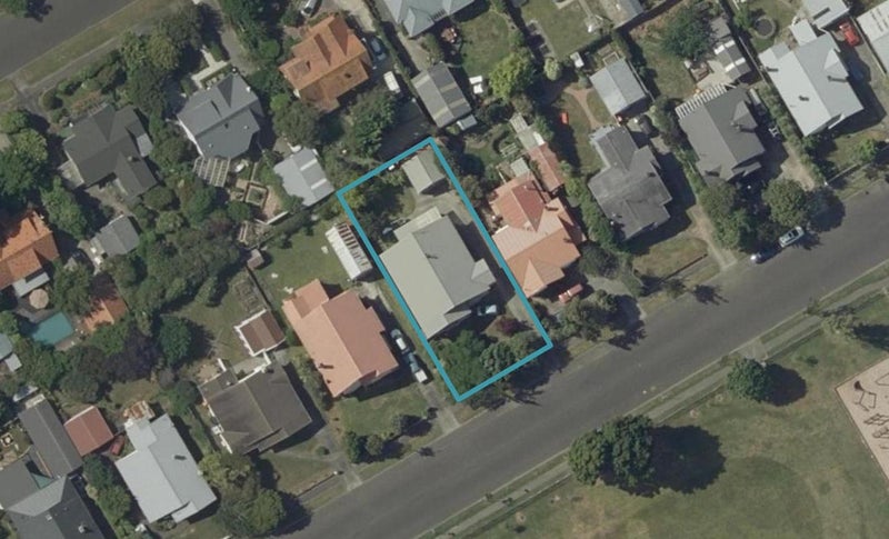 25 Beresford Street, Takaro, Palmerston North - Carousel 1