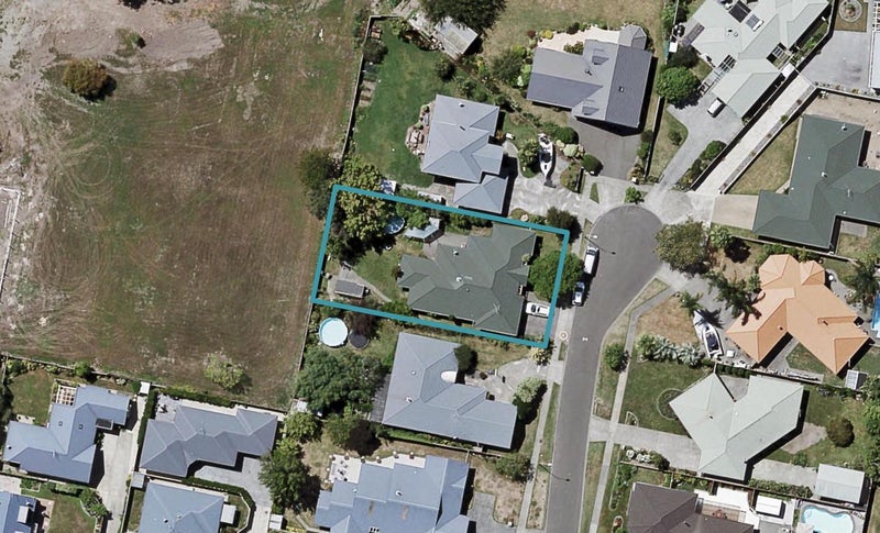 11 Jacaranda Place, Greenmeadows, Napier - Carousel 1