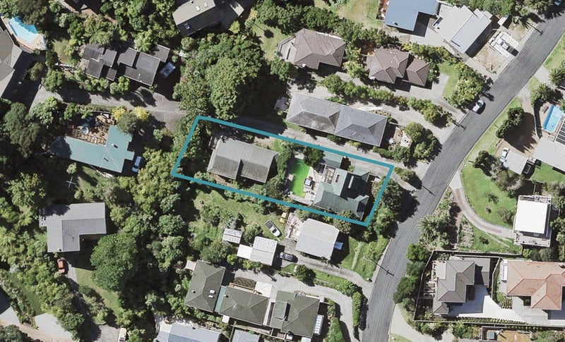 1/38 Heathcote Road, Castor Bay, Auckland - Carousel 1