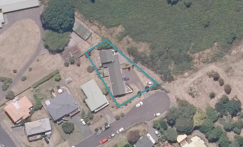 2/7 Winston Street, Acacia Bay, Taupō - Carousel 1