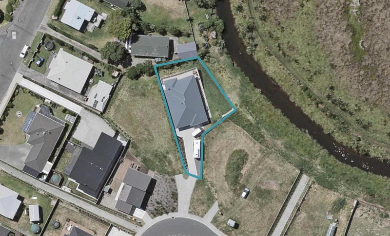 9 Seagrass Place, Otaki Beach, Otaki - Carousel 1