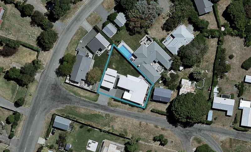 2A Moori Road, Waimarama, Waimārama - Carousel 1