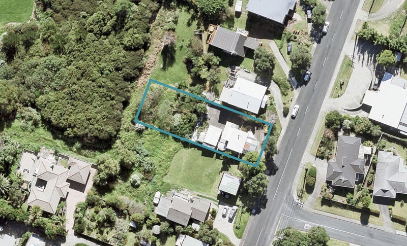 36 Stanmore Bay Road, Stanmore Bay, Whangaparaoa - Carousel 1