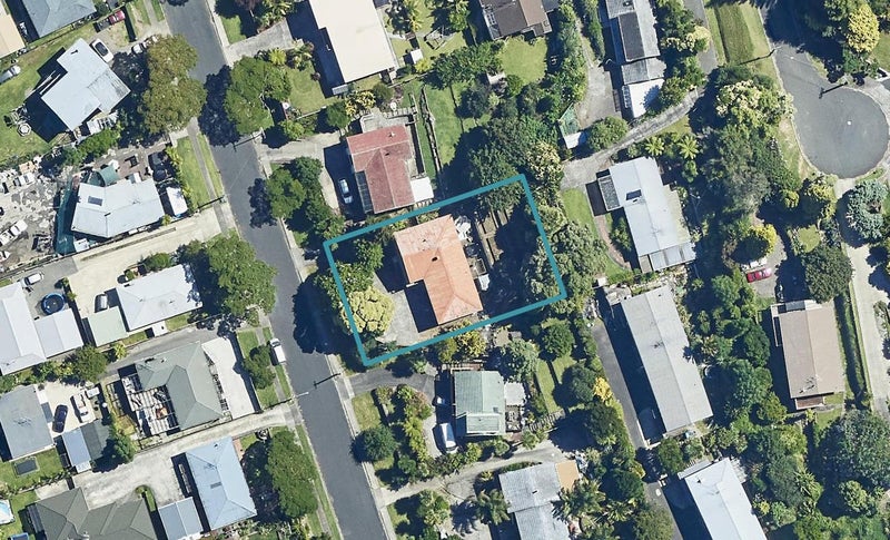 17 Carlton Street, Bellevue, Tauranga - Carousel 1