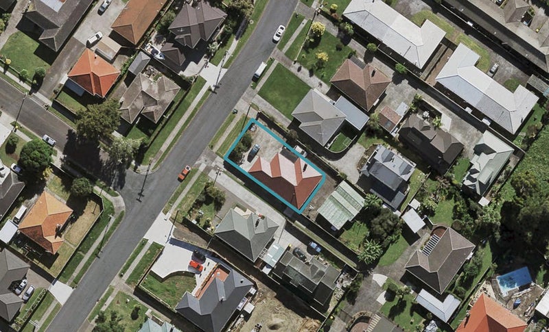 22 Regent Street, Papatoetoe, Auckland - Carousel 1