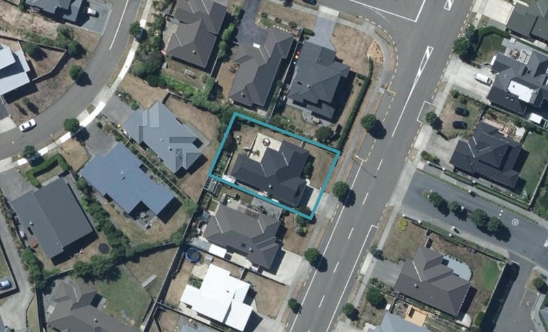 14 Aotea Drive, Aotea, Porirua - Carousel 1