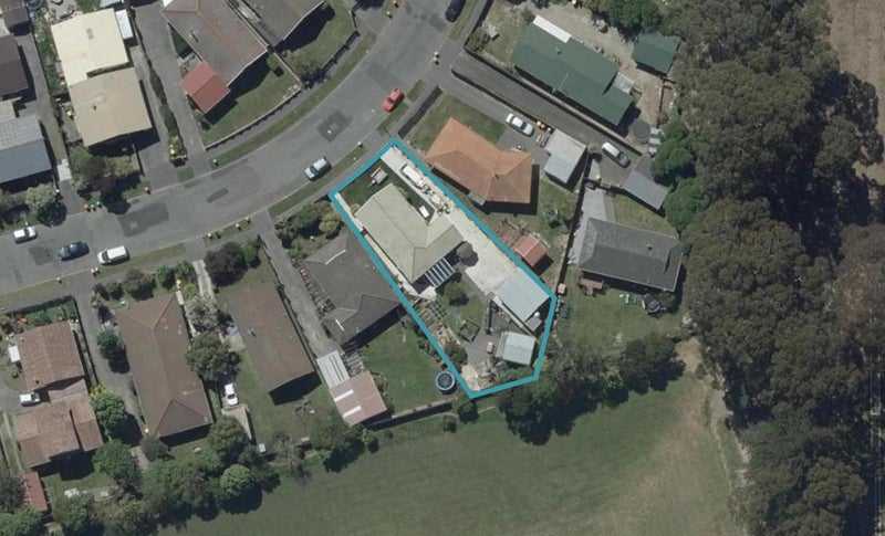 24 Kawau Crescent, Bromley, Christchurch - Carousel 1