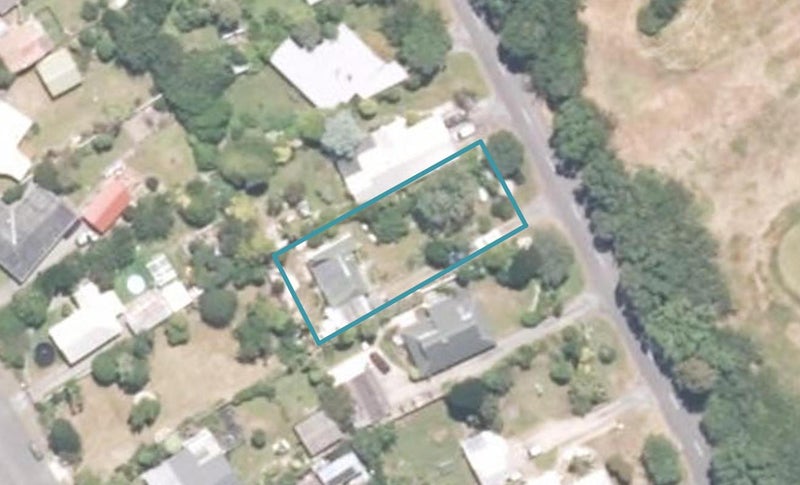 12 Golf Links Road, Carters Beach, Westport - Carousel 1