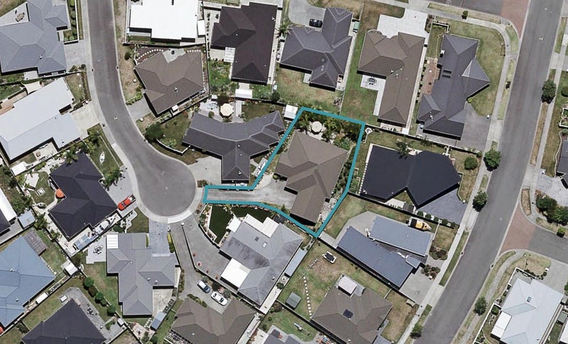 5 Somes Place, Poraiti, Napier - Carousel 1