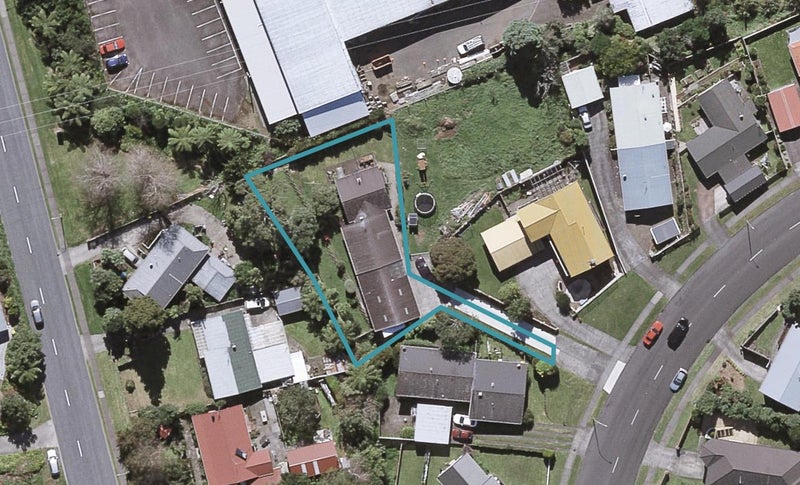 5A Puketotara Street, Highlands Park, New Plymouth - Carousel 1