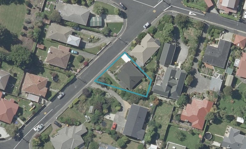 33 Springhill Road, Mornington, Dunedin - Carousel 1