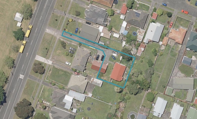 52A Tinirau Street, Whanganui East, Whanganui - Carousel 1