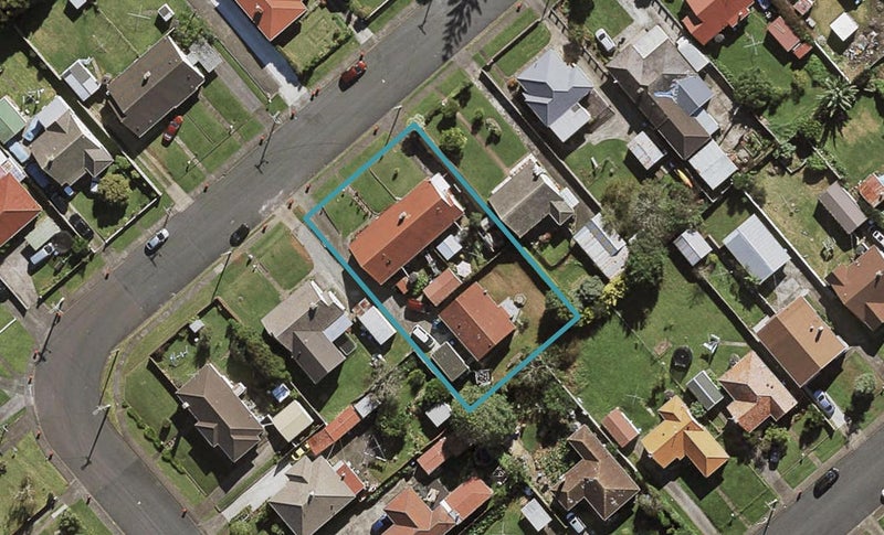24 Jellicoe Street, Otahuhu, Auckland - Carousel 1