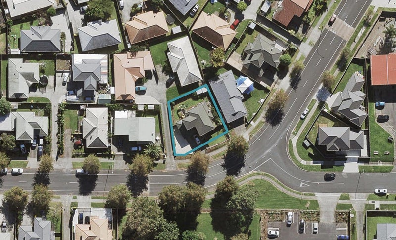 74 Gadsby Road, Favona, Auckland - Carousel 1