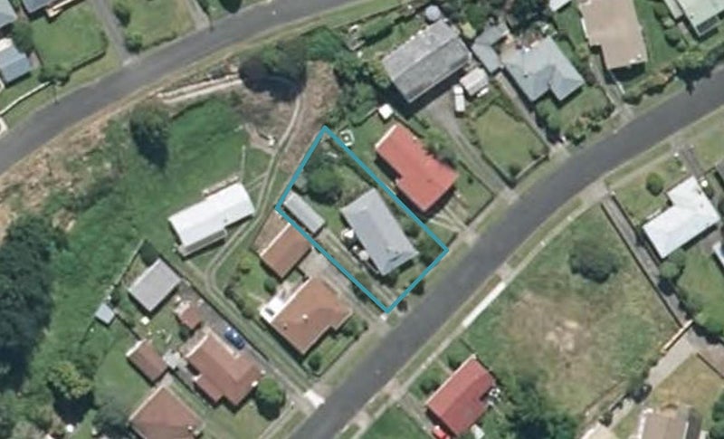13 Campbell Street, Taumarunui - Carousel 1