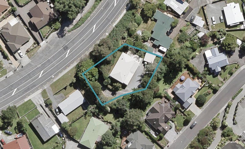 1174 Fergusson Drive, Clouston Park, Upper Hutt - Carousel 1
