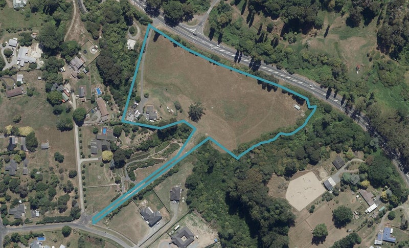 450 State Highway 1, Tamahere - Carousel 1
