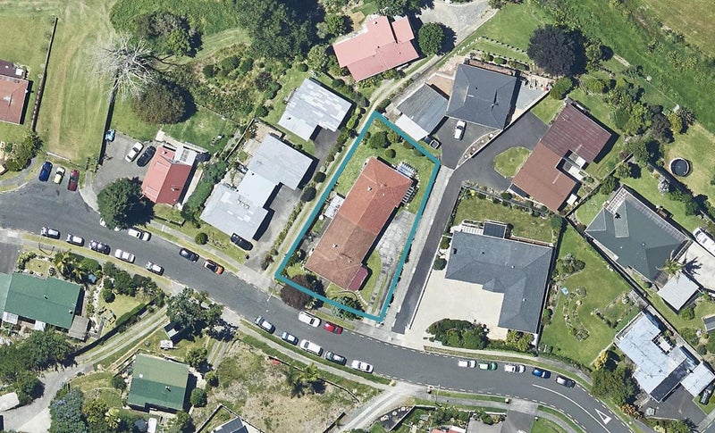 107A Laurence Street North, Gate Pa, Tauranga - Carousel 1