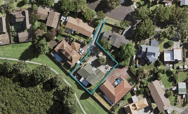 18 Emory Drive, Conifer Grove, Takanini - Carousel 1