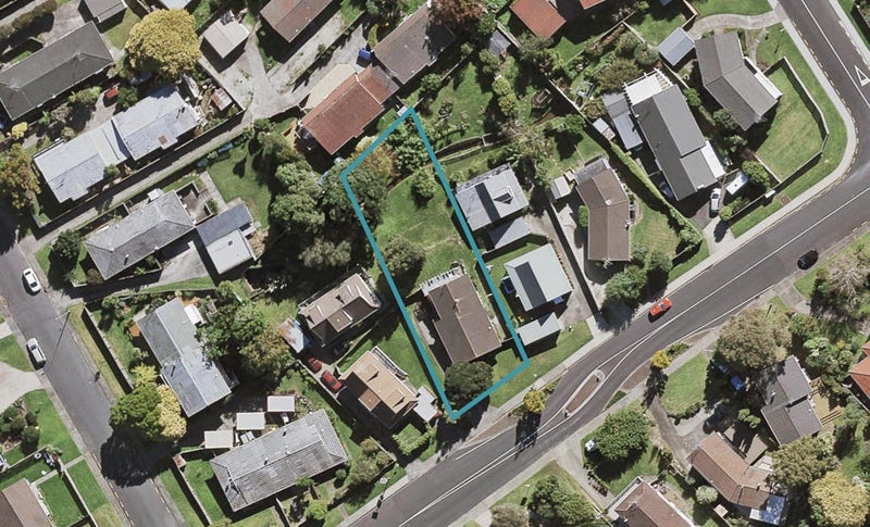 90 Moore Street, Hillcrest, Auckland - Carousel 1