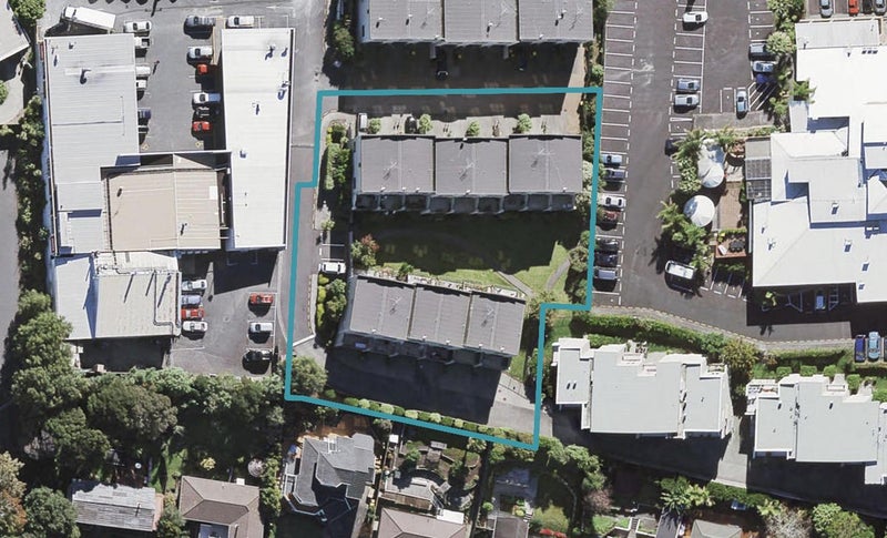 15/168 Mokoia Road, Chatswood, Auckland - Carousel 1