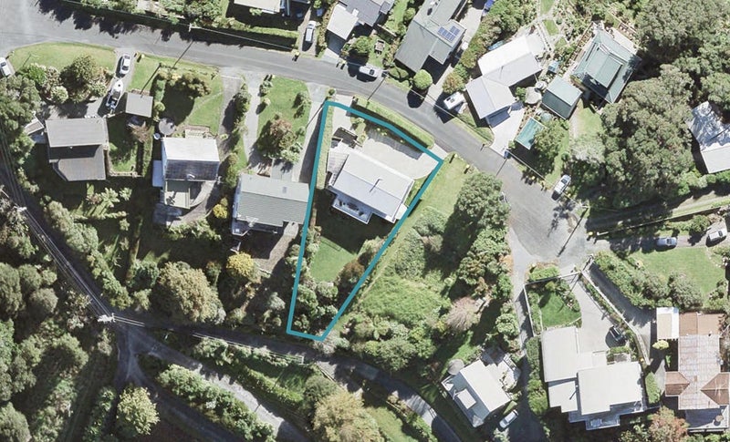 8 Lysnar Road, Warkworth - Carousel 1