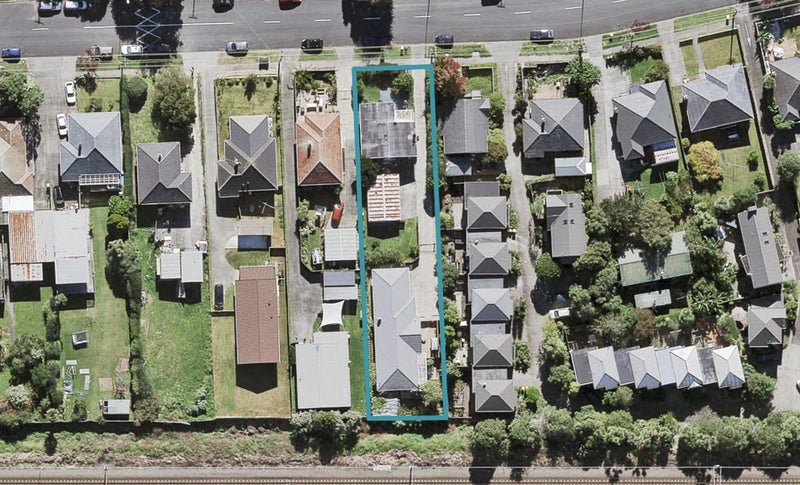 1/52 Arawa Street, New Lynn, Auckland - Carousel 1
