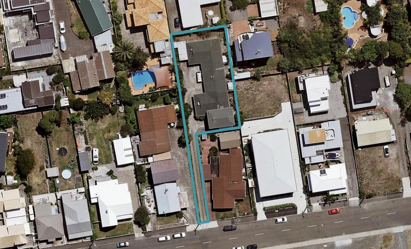1/10A Meeanee Quay, Westshore, Napier - Carousel 1