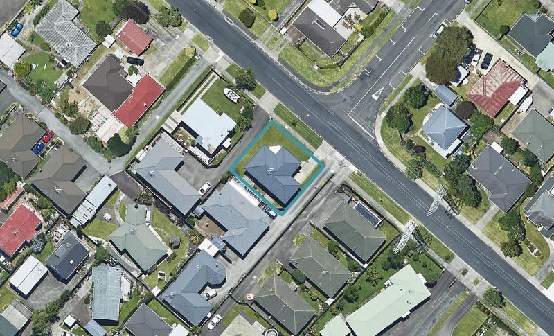 32 Pooles Road, Greerton, Tauranga - Carousel 1