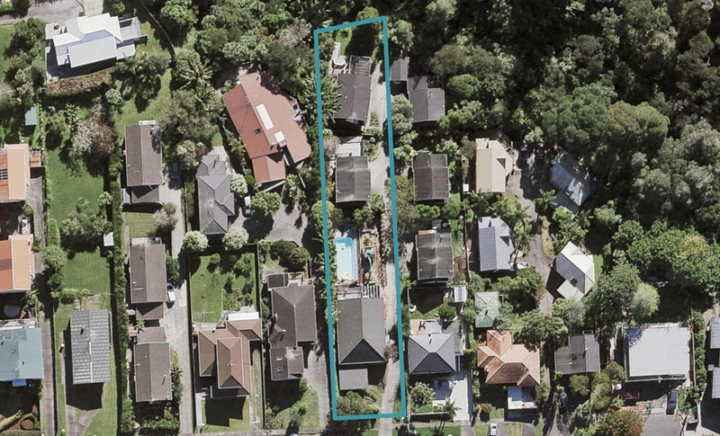 1/16 Waratah Street, Birkenhead, Auckland - Carousel 1
