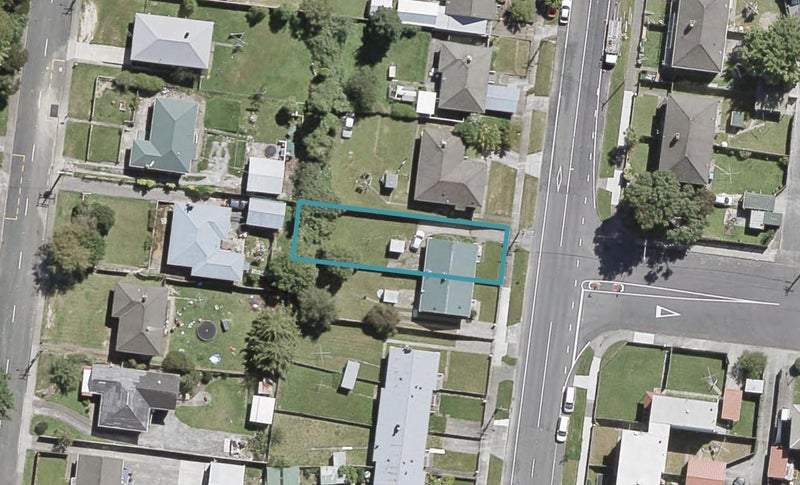 212 George Street, Stokes Valley, Lower Hutt - Carousel 1