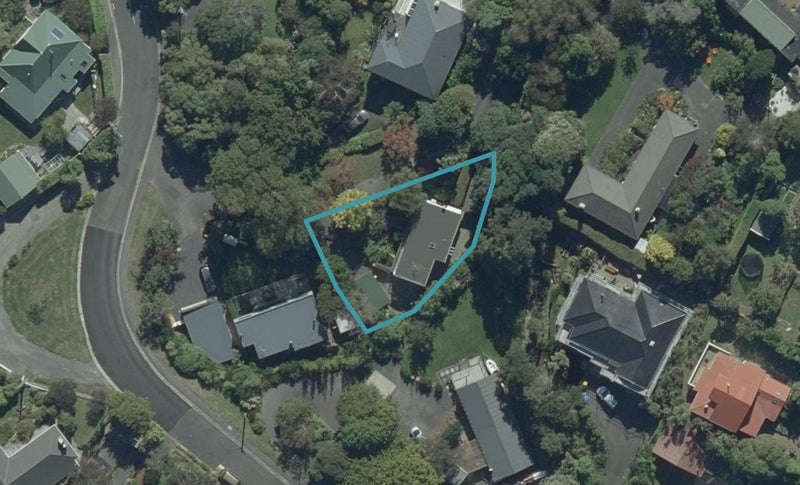 9 Marion Street, Macandrew Bay, Dunedin - Carousel 1