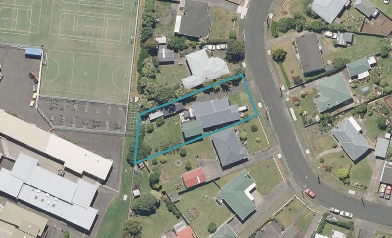 38 Hadfield Crescent, College Estate, Whanganui - Carousel 1