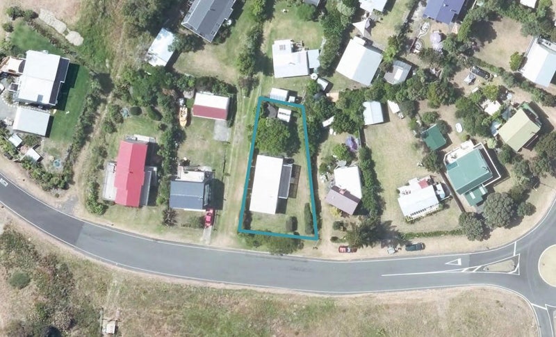 47 Blakes Approach, Māhia - Carousel 1